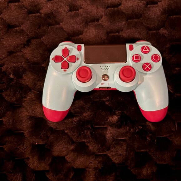 PS4 Controller Berry Blue Used
